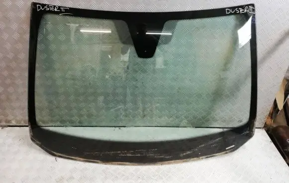 Dacia Duster II Front windscreen/windshield window 