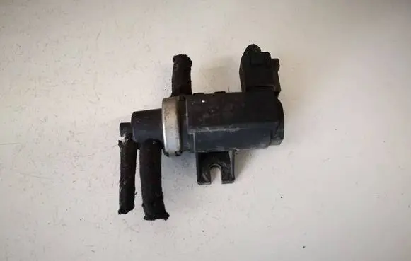 Volkswagen Bora Turbo solenoid valve 1j0906627