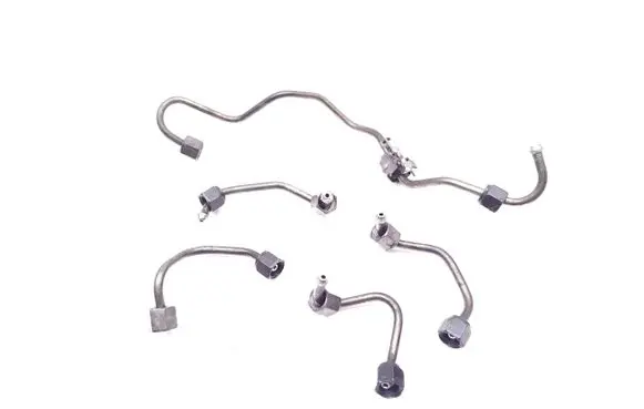 Ford Mondeo MK IV Fuel injector supply line/pipe 