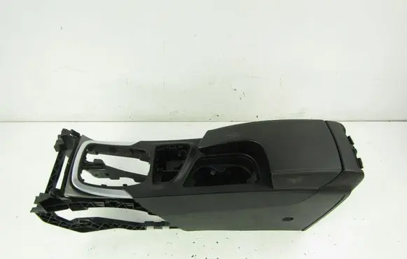 Opel Insignia A Center console 