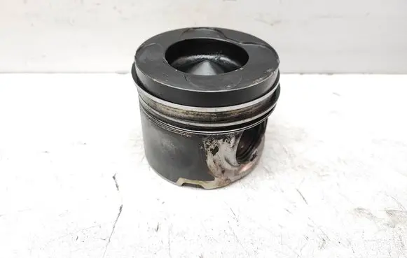BMW X5 E70 Piston 84L91