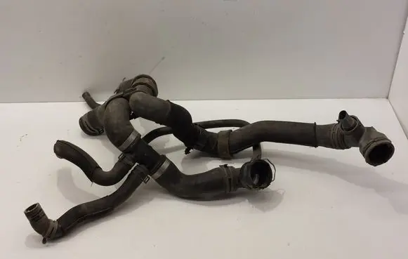 Volkswagen Touran I Engine coolant pipe/hose 1K0121087 1K0122291