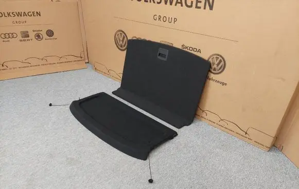 Volkswagen Golf VII Other trunk/boot trim element 5G6858855 5G6867769F