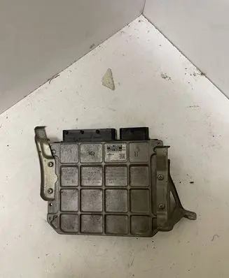 Toyota Auris 150 Engine control unit/module 8966102D71