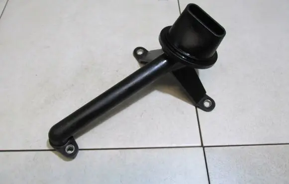Ford C-MAX I Oil sump strainer pipe 