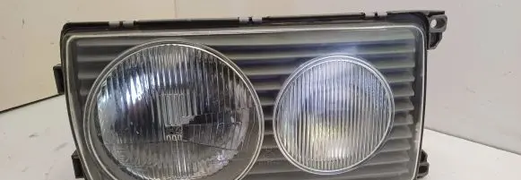 Mercedes-Benz W123 Headlight/headlamp 1305235051R