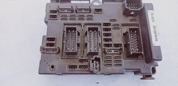 Peugeot 307 BSM Control unit 9646405180 20127515 BSMB2
