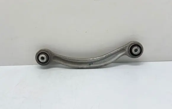 Rear control arm