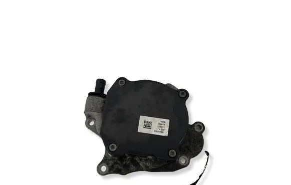 Volkswagen Golf VI Vacuum pump 03L100D LS02ZZ C001780