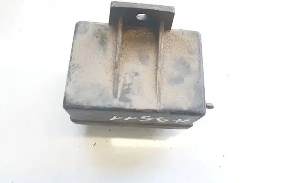 Peugeot 406 Glow plug pre-heat relay 598138