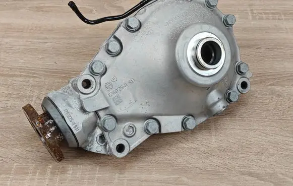 BMW 4 G22 G23 G24 G26 Front differential 8635703 8635704