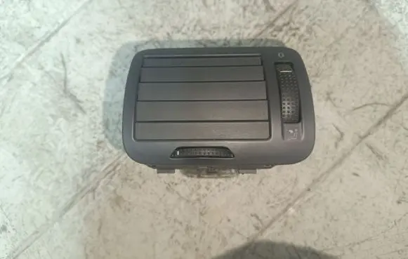 Volkswagen PASSAT B5.5 Dashboard side air vent grill/cover trim 3B0819703D