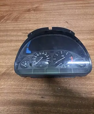 BMW 5 E39 Speedometer (instrument cluster) 62118375898 110008735044