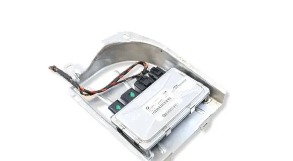 BMW 7 F01 F02 F03 F04 Active stabilizer control unit 6790096 32436790096 7882977