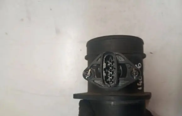 Volvo S60 Mass air flow meter 8670112 0280218108