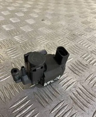 Audi Q5 SQ5 Turbo solenoid valve 059906609B