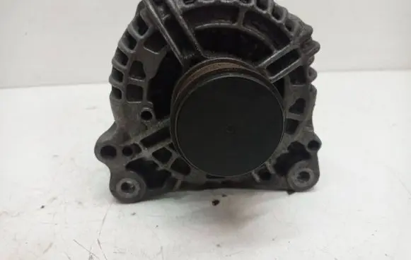 Mitsubishi Outlander Generator/alternator 06F903023f 270006J90