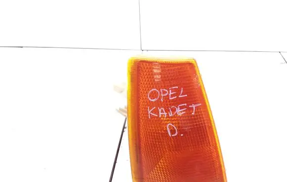 Opel Kadett E Front indicator light 42690R6