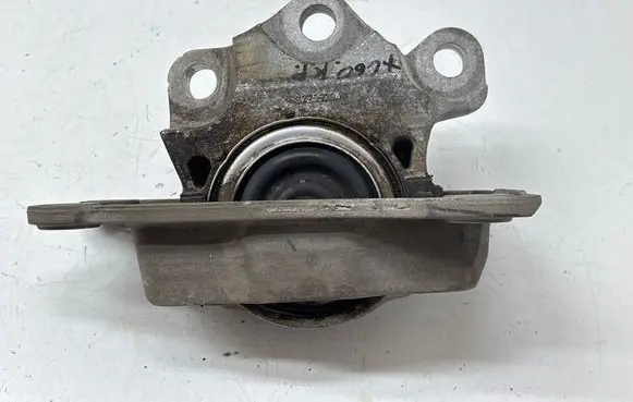 Volvo XC60 Engine mounting bracket 32255204