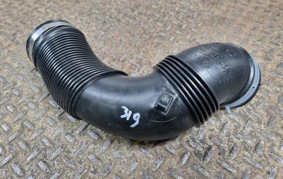 Volkswagen Tiguan Allspace Turbo air intake inlet pipe/hose 5QN129656 5QN129654A