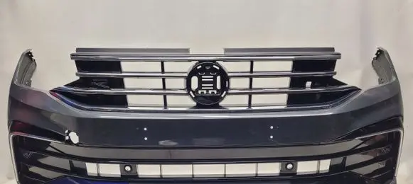 Volkswagen Tiguan Front bumper 5NA807221D