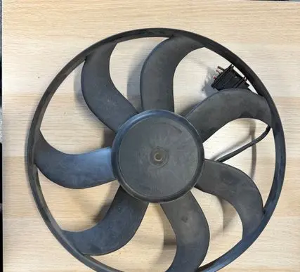 Electric radiator cooling fan