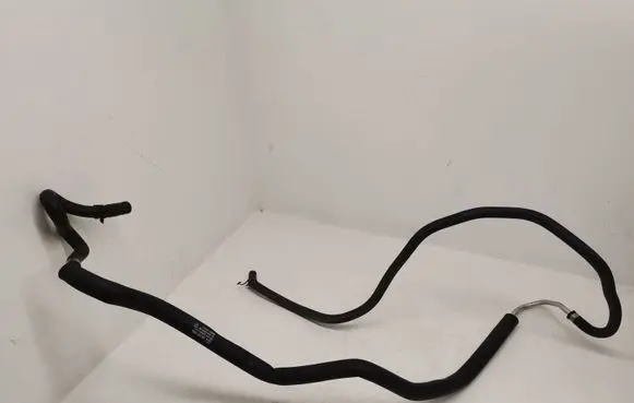 Mercedes-Benz GL X166 Engine coolant pipe/hose A1668304000