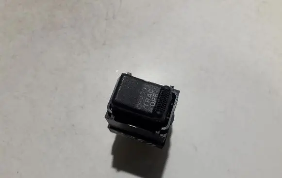 Traction control (ASR) switch