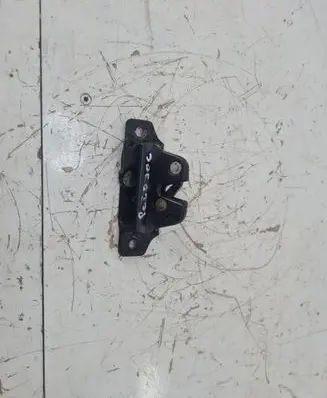 Peugeot 206 Tailgate/trunk/boot lock/catch/latch