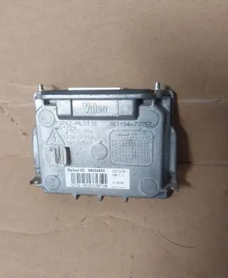 Citroen C3 Xenon control unit/module 89032335 08110473752 89034934