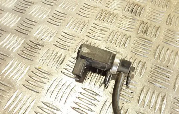 Valve vacuum