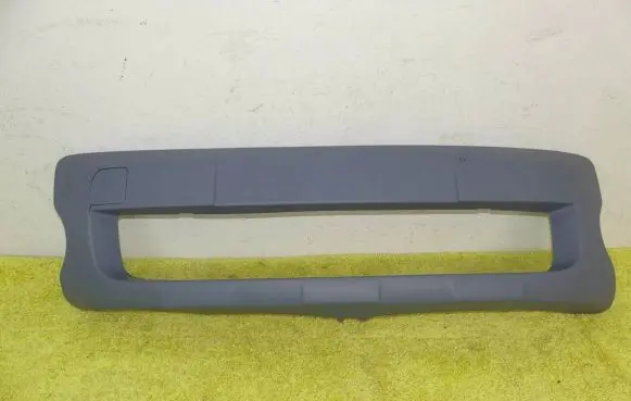 Renault Kangoo II Front bumper upper radiator grill 620675607r