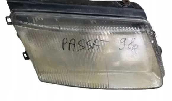 Volkswagen PASSAT B5 Headlight/headlamp