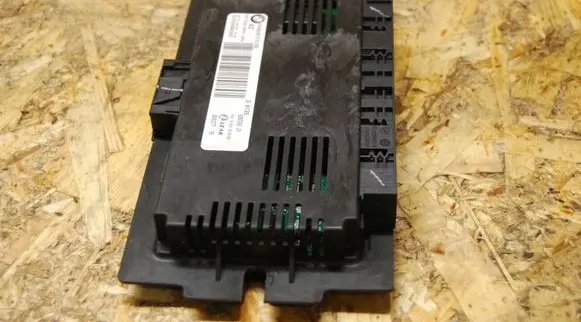 BMW X5 E70 Light module LCM 9287250 608377 S6135