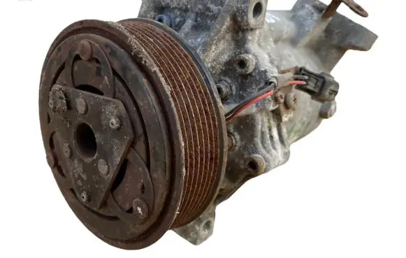 Nissan Pulsar Air conditioning (A/C) compressor (pump) 926003ZL1A