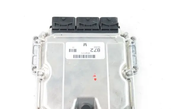 Mitsubishi Space Star Engine control unit/module 8200058052 0281010438