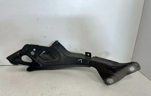 Audi A6 C7 Fender mounting bracket 4G0805815