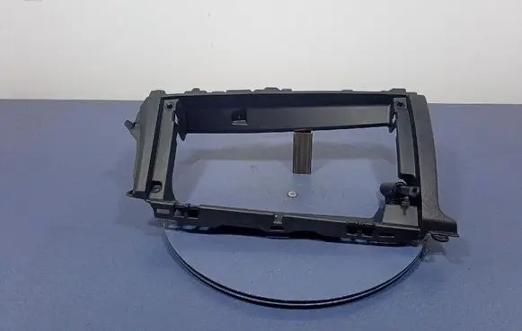 Glove box