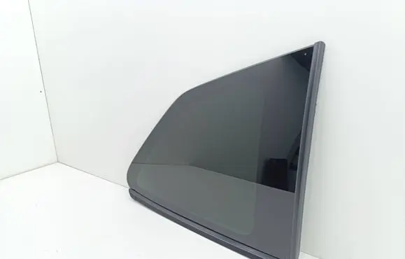 Subaru Forester SK Rear side window