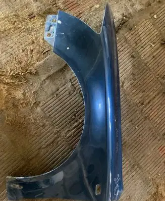 Audi A6 S6 C6 4F Fender
