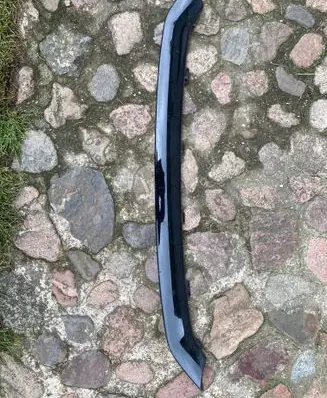 Volvo XC40 Front bumper splitter molding 32337603