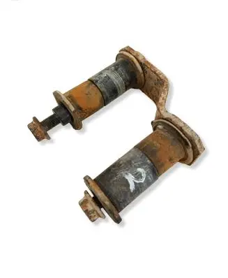 Nissan Navara D40 Rear axle beam mounts housing 