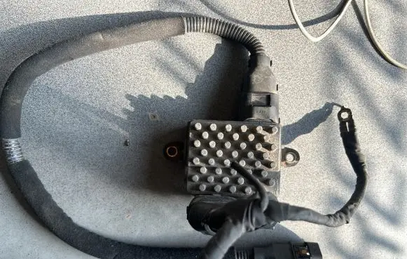 Hyundai Sonata Coolant fan relay 253853K215 MG632936