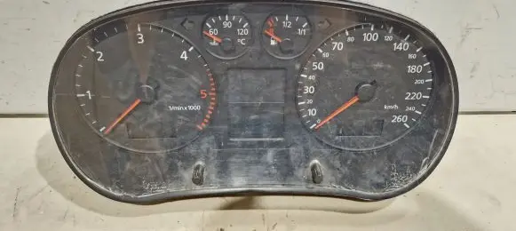 Volkswagen Golf IV Speedometer (instrument cluster) 1J0920826A