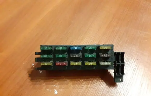 Mercedes-Benz S W140 Fuse box set 1405450082