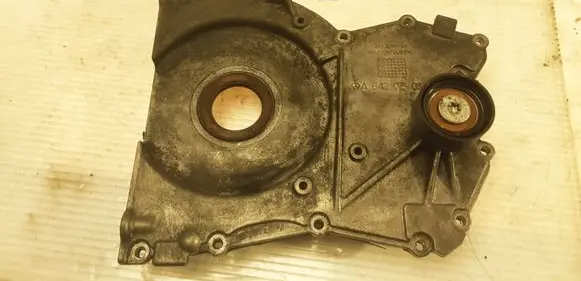 Mercedes-Benz E W211 Timing belt guard (cover) A6420150601