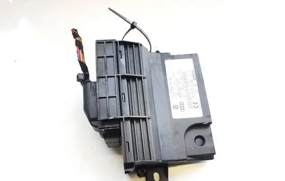 Audi A6 S6 C6 4F Comfort/convenience module 4f0907280 f005s00099