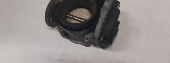 Audi A6 S6 C5 4B Throttle valve 078133063AM
