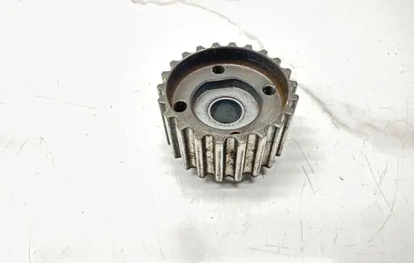 Volkswagen Touran I Crankshaft pulley 038105263F