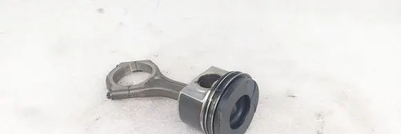 Subaru Forester SH Piston with connecting rod 2109081 B5XDXD